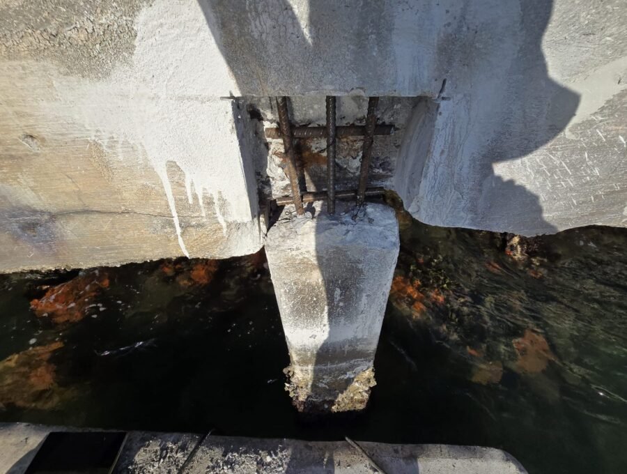 King Pile & Batter Pile: How They Support a Seawall