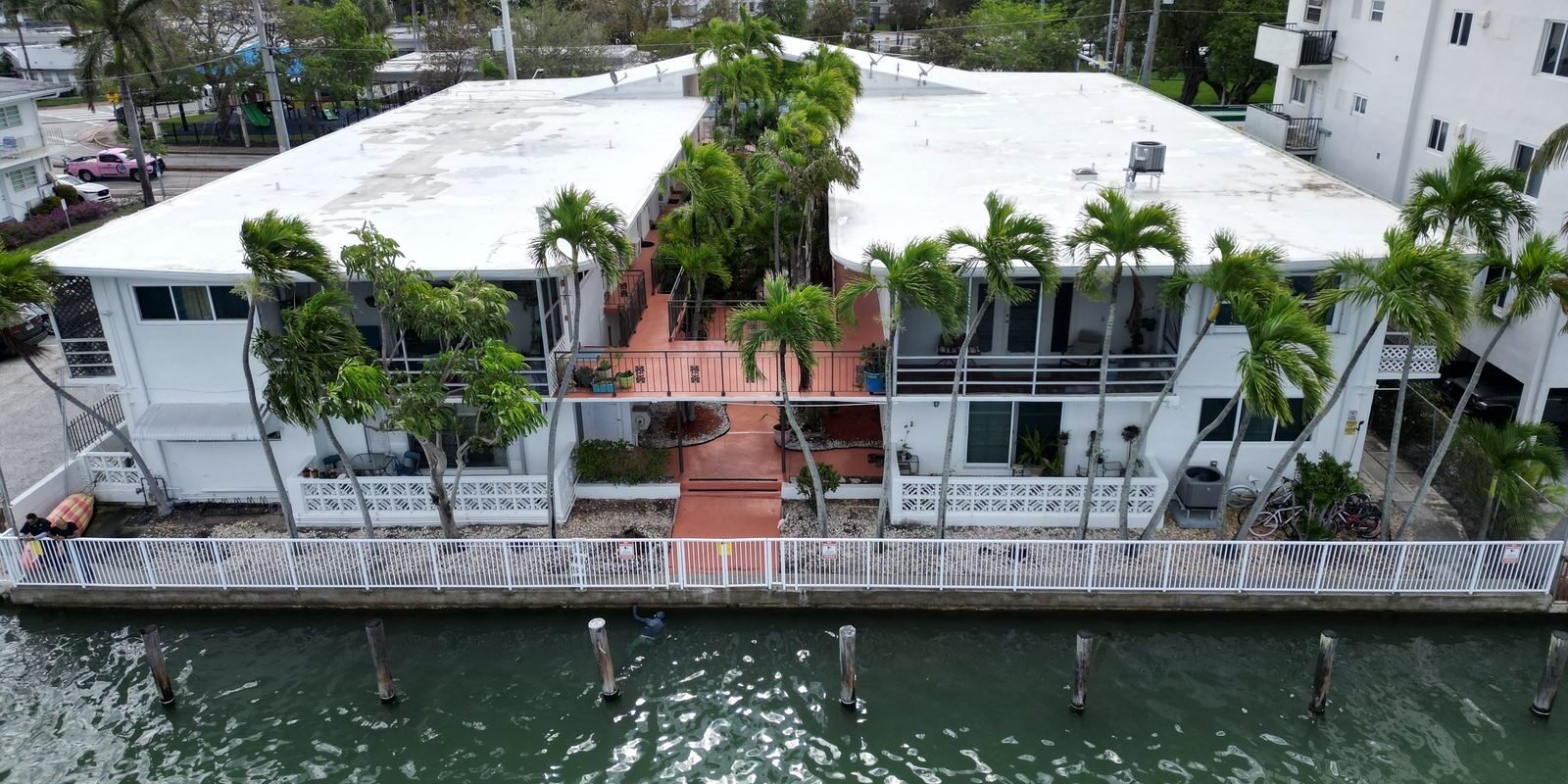 What Bal Harbour Seawalls Need That Bay-Side Walls Don’t